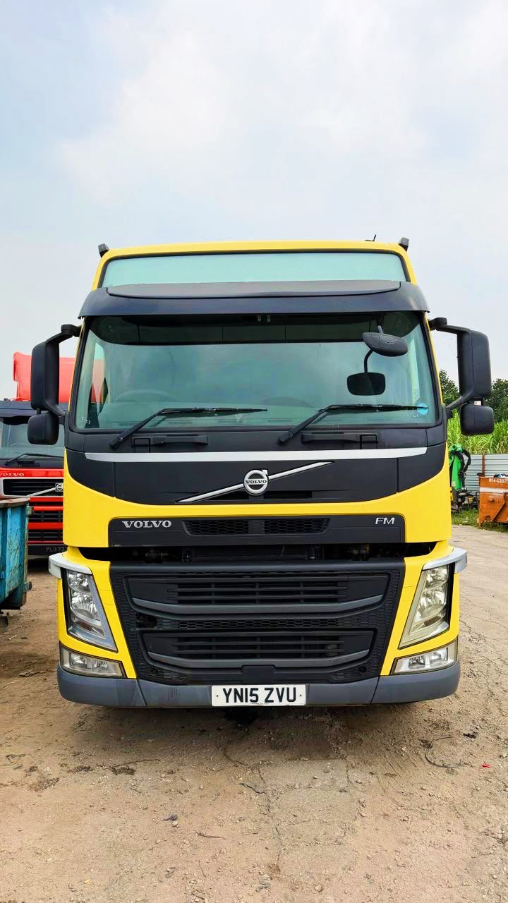 UNREGISTERED Volvo FM 4 6x2 D13